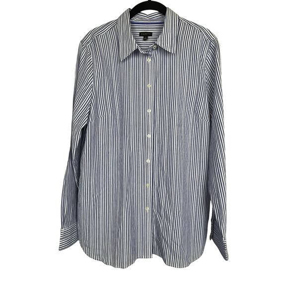 Talbots L Blue White Striped Shirt – Classic Button-Up Cotton Preppy‎ Minimalist - Picture 1 of 8